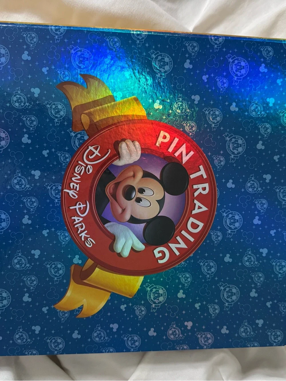 Disney Pin Trading Set RETIRED